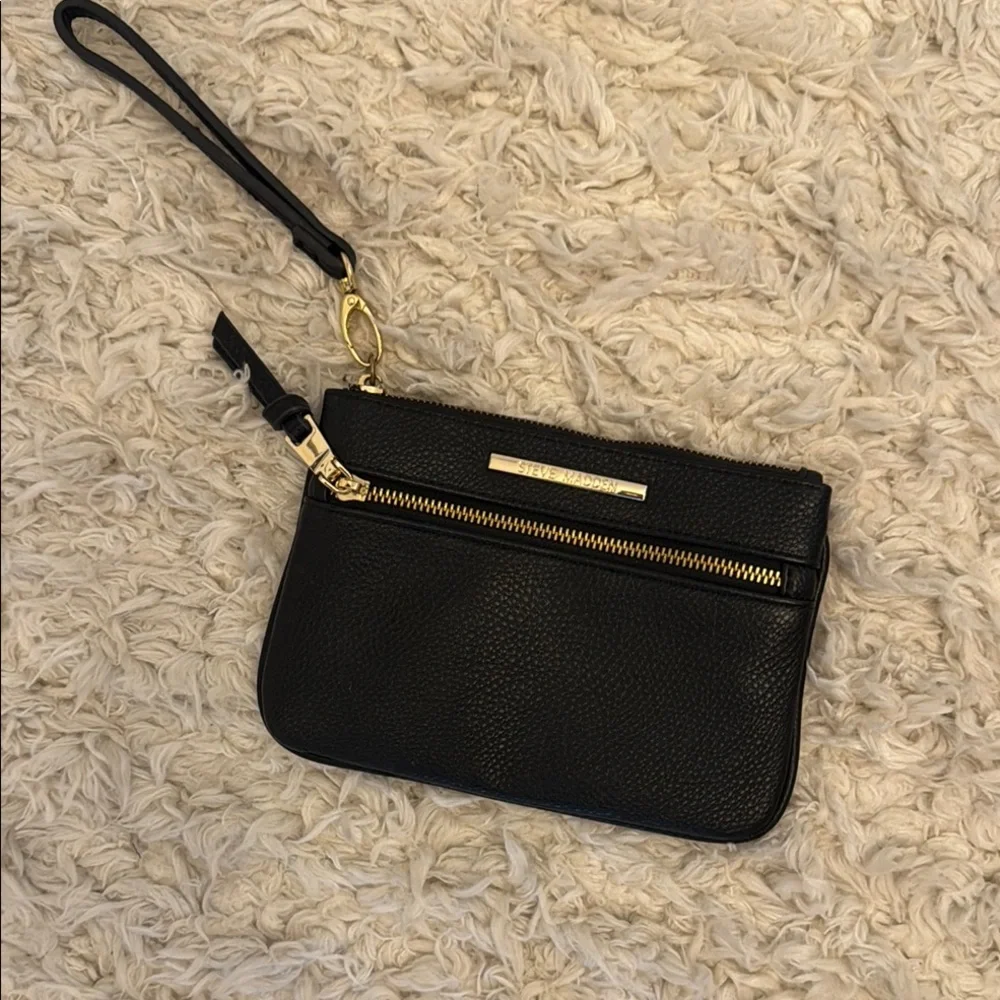 NWOT-Steve Madden Black Clutch with Gold Accents